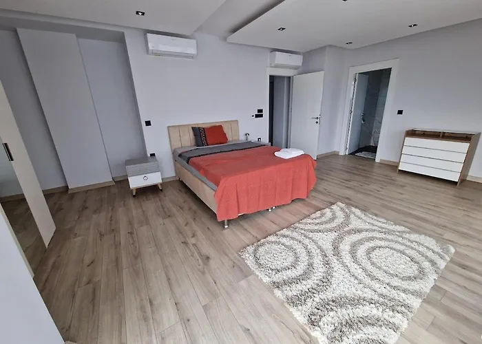 Golden Life Family 2 Вилла *